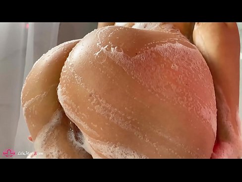 ❤️ Brunette په شاور کې د شدید orgasm لپاره د وایبرټر سره بلی مشت زنی کوي ❌ په فحش ps.basseyn-vsem.ru