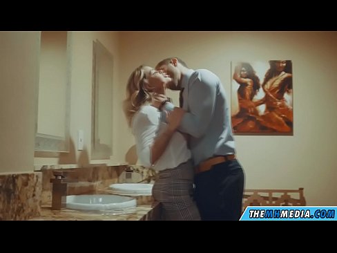 ❤️ کله چې یو ښکلی سپین رنګ تاسو په عامه تشناب کې جذبوي ❌ په فحش ps.basseyn-vsem.ru